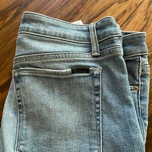 Mid-rise Joe’s Jeans The Icon jeans size 30